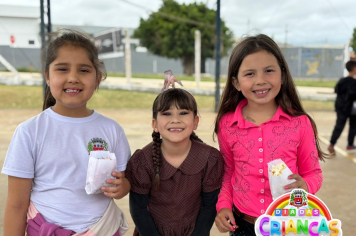 Foto - Festa nas Escolas