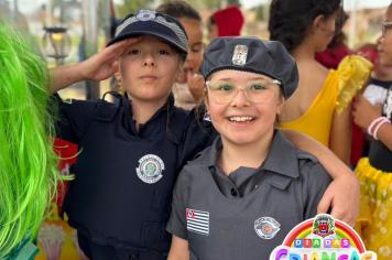 Foto - Festa nas Escolas